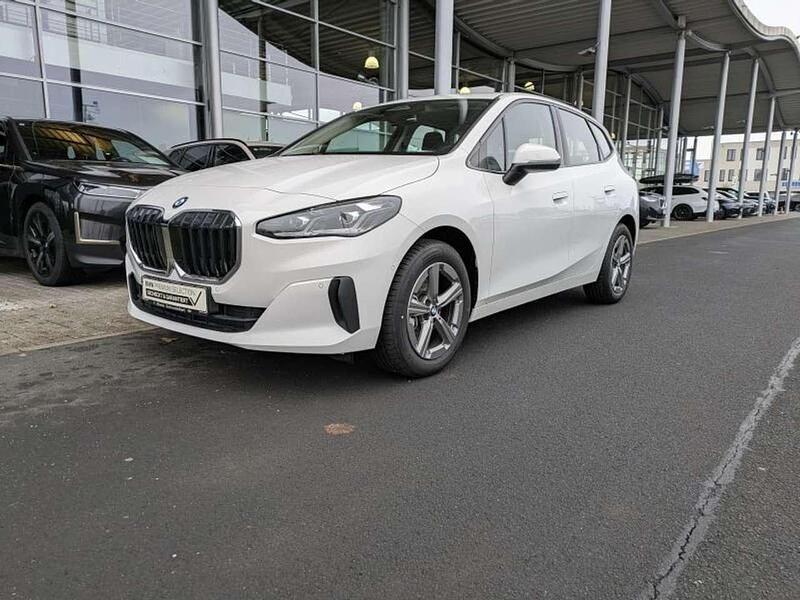 Gebraucht BMW 220 156 PS (114 kW) 2025 Alpinweiss uni Kombi