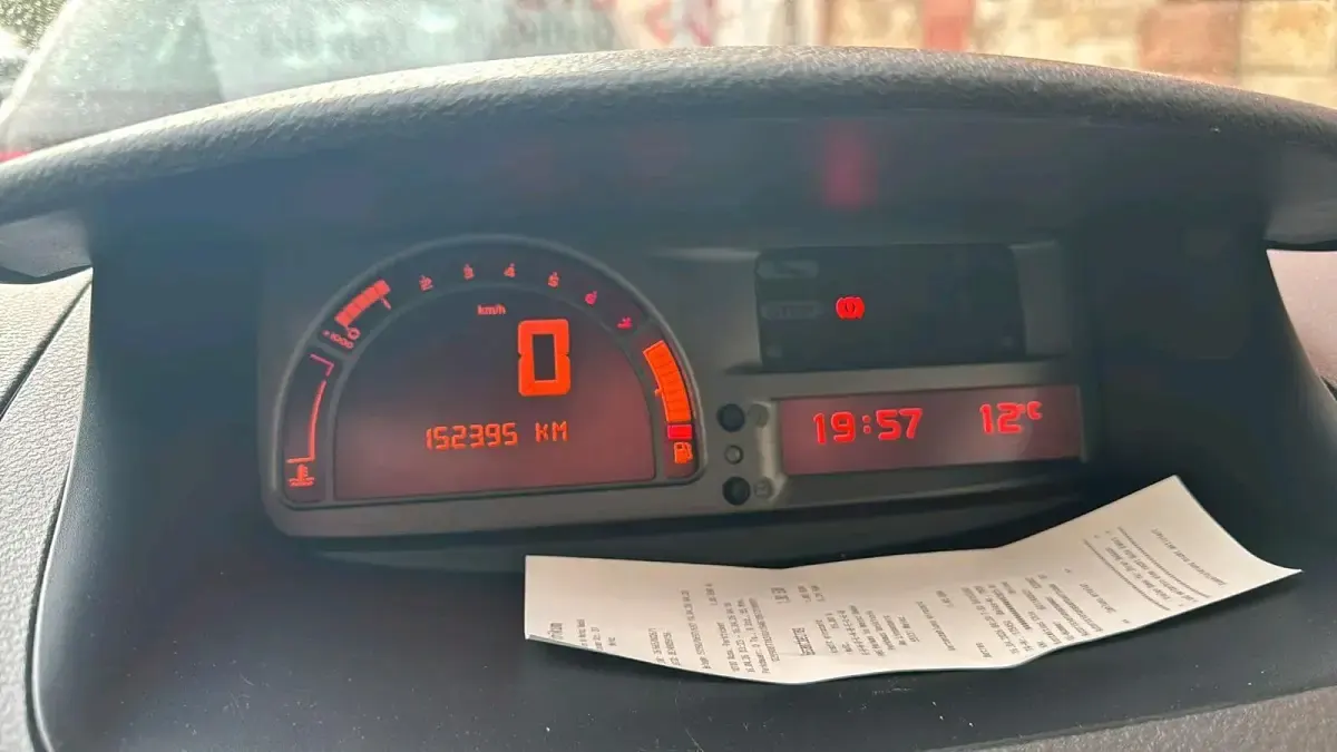 Gebraucht Renault Modus 103 PS (75 kW) 2012 Schwarz Van / Kleinbus