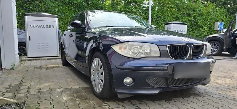 Gebraucht BMW 116 122 PS (89 kW) 2007 Schwarz Kleinwagen