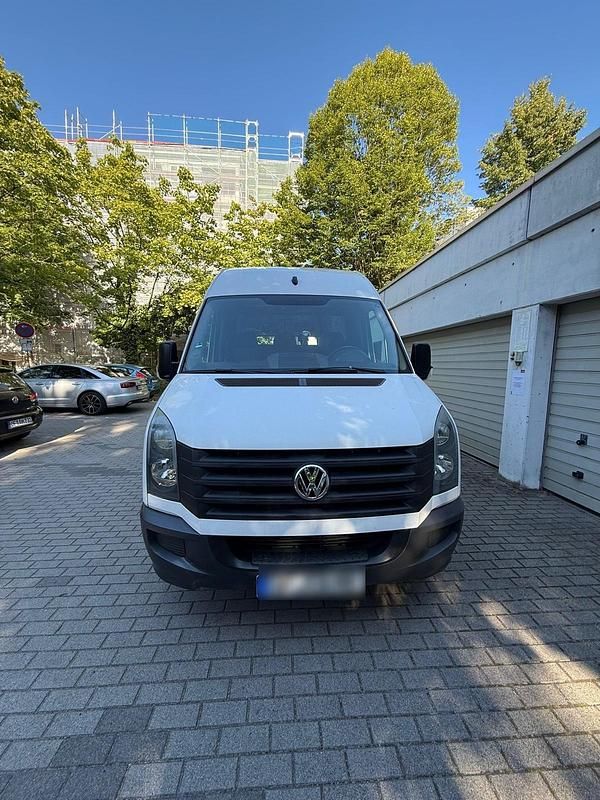 Weiß Gebraucht 2012 VW Crafter Van | 10.500 € (Etwas zu teuer) - Bild 1/4