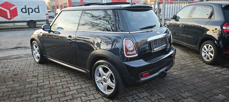 Usata Mini Cooper 120 CV (88 kW) 2007 Nero Utilitaria