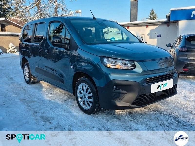 Neu Fiat Doblò 131 PS (96 kW) 2025 Schwarz Van / Kleinbus