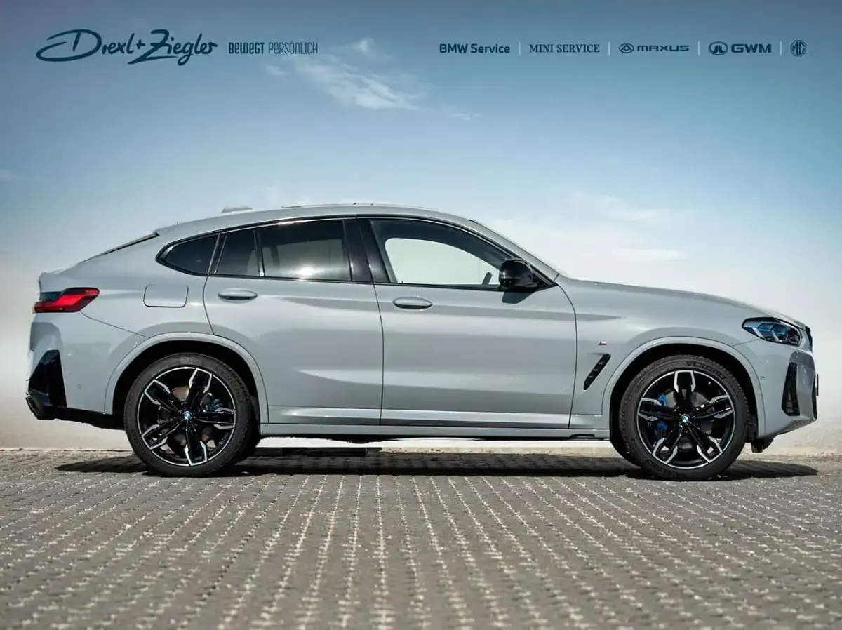 Gebraucht BMW X4 M 360 PS (264 kW) 2025 Brooklyn grau metallic SUV