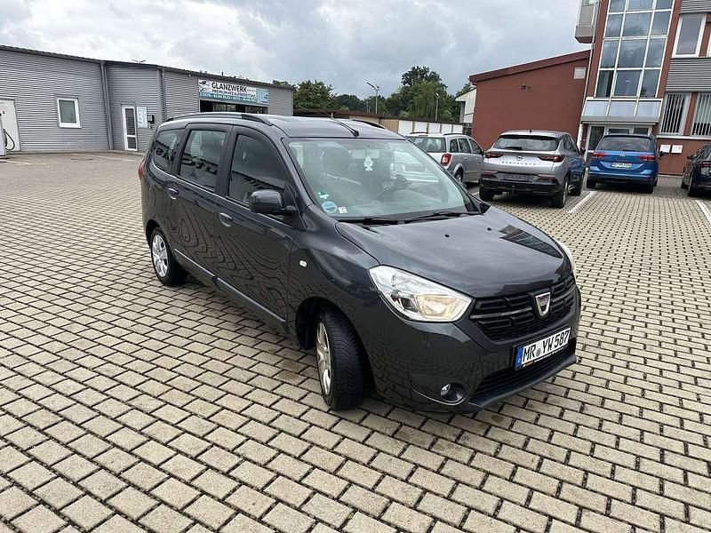 Gebraucht 2018 Dacia Lodgy Lauréate Van / Kleinbus | 8.500 € (Guter Preis) - Bild 1/4