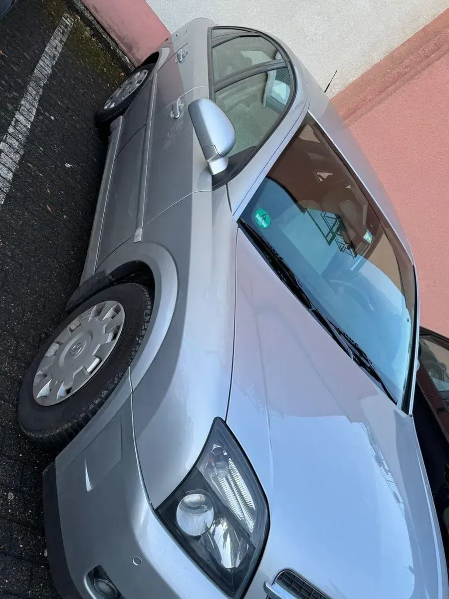 Gebraucht Opel Vectra GTS 122 PS (89 kW) 2005 Silber Limousine