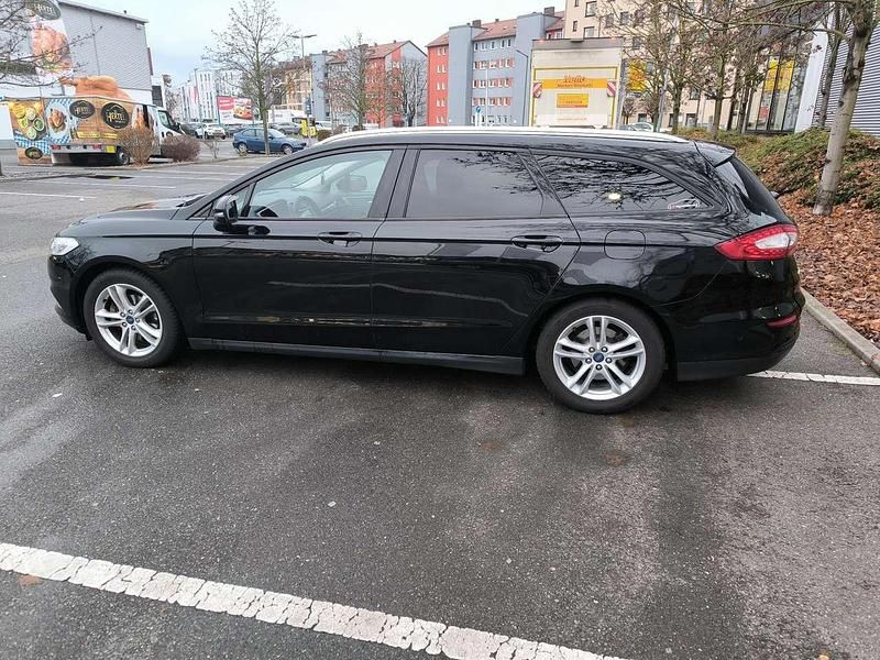Gebraucht Ford Mondeo Business Edition 165 PS (121 kW) 2018 Schwarz Kombi