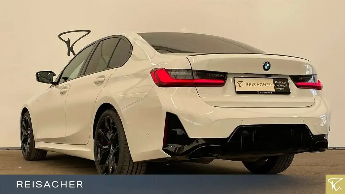 Gebraucht BMW 340 M Sport 374 PS (275 kW) 2025 Alpinweiß uni Limousine