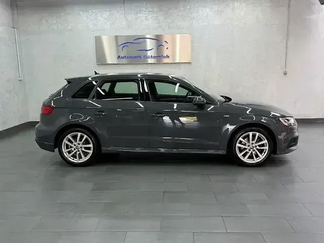 Gebraucht Audi A3 S-Line 150 PS (110 kW) 2020 Grau Limousine