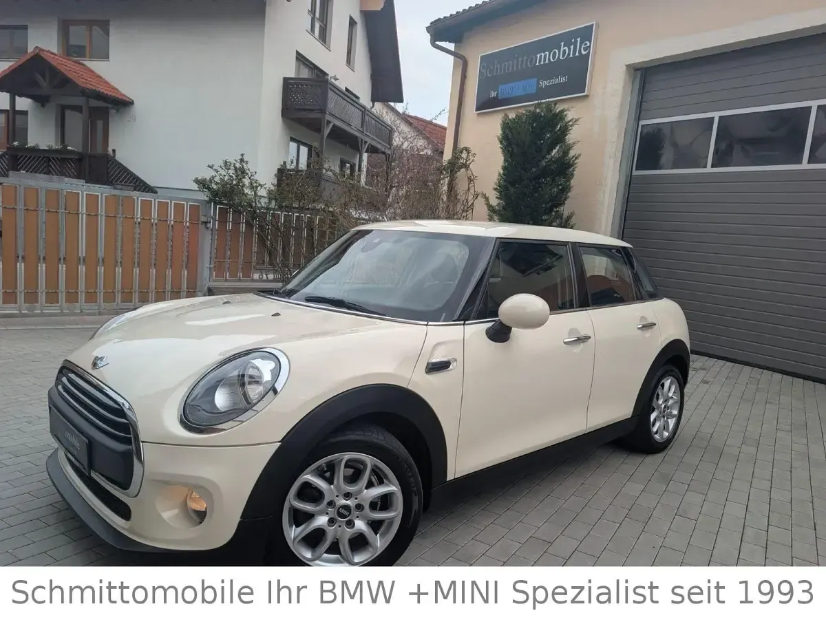 Usata Mini ONE 102 CV (75 kW) 2016 Bianco Utilitaria