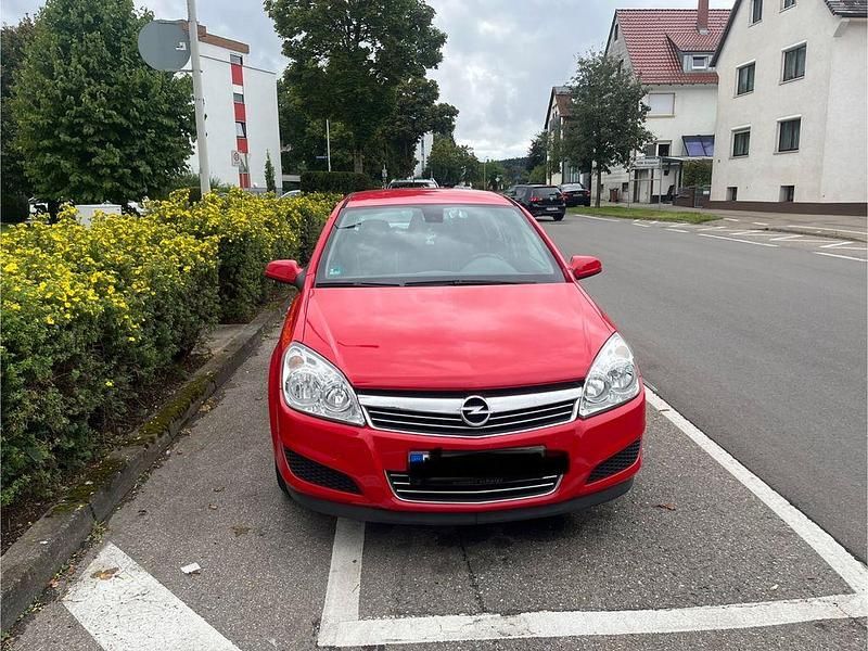Rot Gebraucht 2008 Opel Astra Limousine | 4.499 € (Teuer) - Bild 1/4