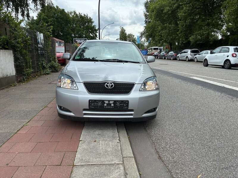 Silber Gebraucht 2002 Toyota Corolla Limousine | 4.490 € (Fairer Preis) - Bild 1/4