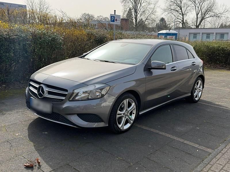 Gebraucht Mercedes A200 2013 Grau Kleinwagen