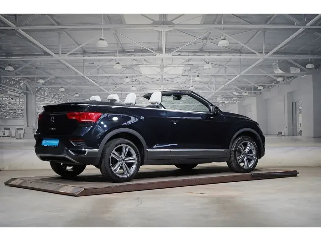 Gebraucht VW T-Roc Cabriolet Style 150 PS (110 kW) 2021 Deep black perleffekt Cabrio