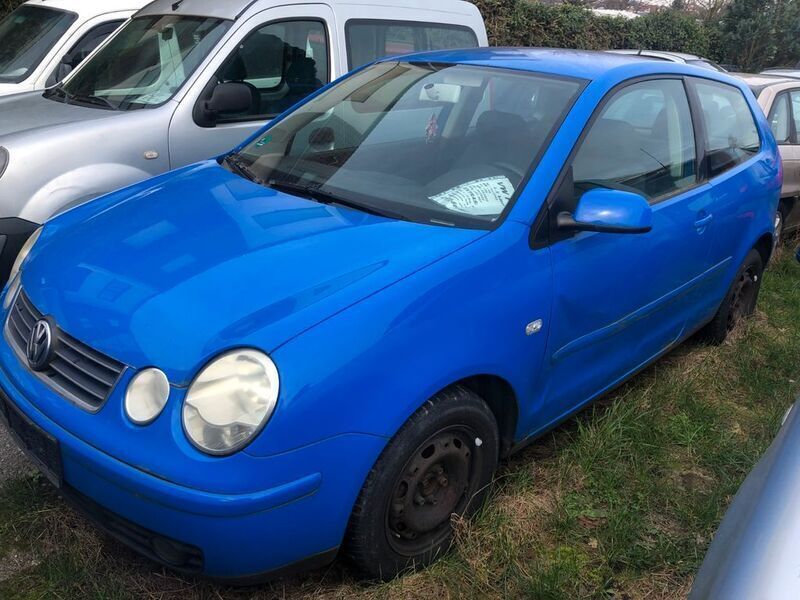 Blau Gebraucht 2003 VW Polo Highline Kleinwagen | 788 € (Superpreis) - Bild 1/4