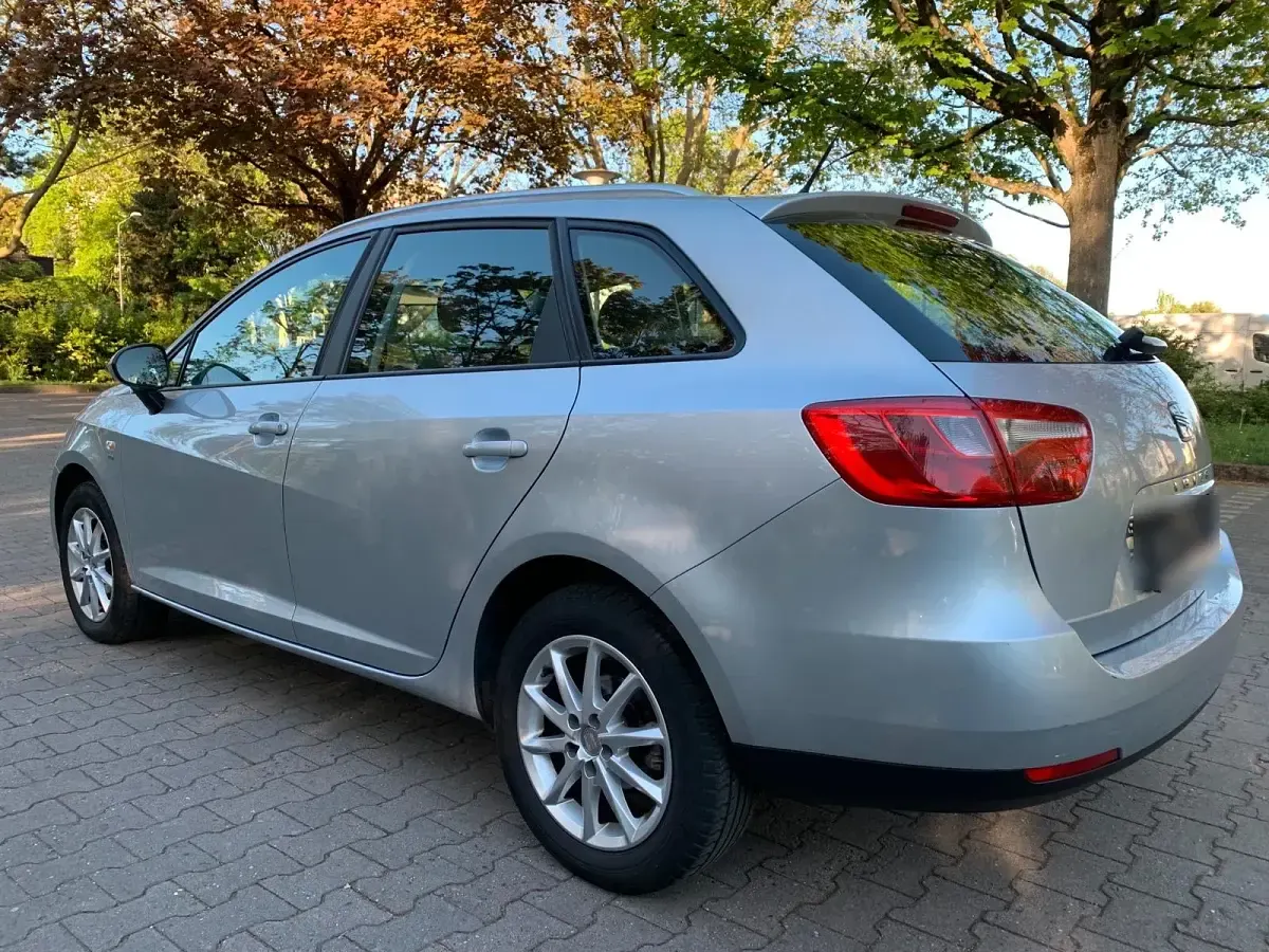 Gebraucht Seat Ibiza ST 105 PS (77 kW) 2011 Silber Kombi