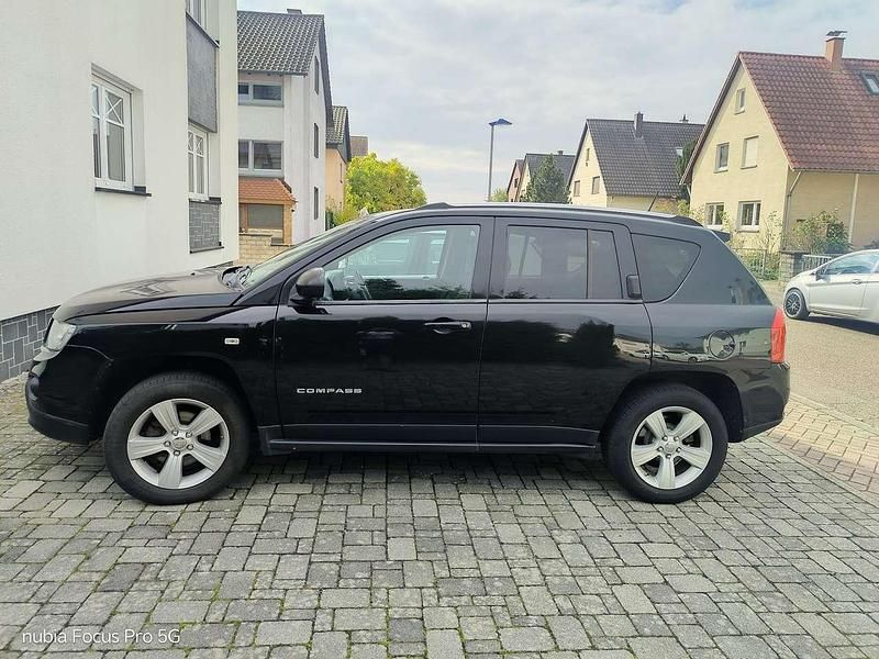 Gebraucht Jeep Compass Sport 170 PS (125 kW) 2012 SUV