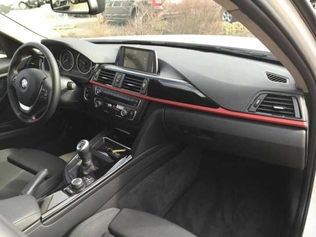 Gebraucht BMW 318 143 PS (105 kW) 2012 Weiß Limousine