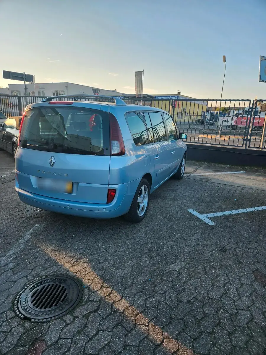 Gebraucht Renault Espace 170 PS (125 kW) 2007 Blau Van / Kleinbus