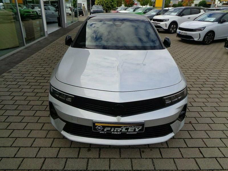 Gebraucht Opel Astra 131 PS (96 kW) 2024 Kristall silber Limousine