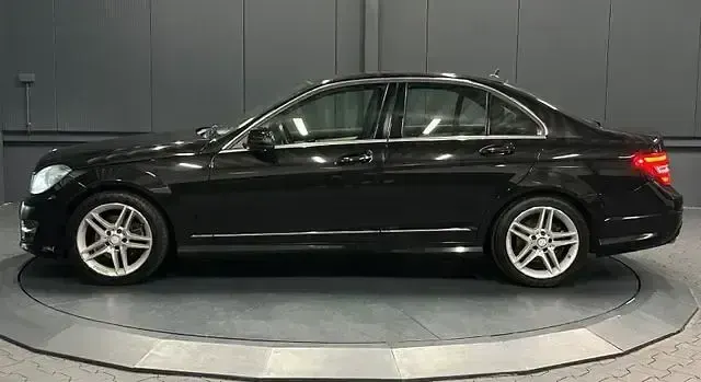 Gebraucht Mercedes C200 AMG 184 PS (135 kW) 2013 Schwarz Limousine