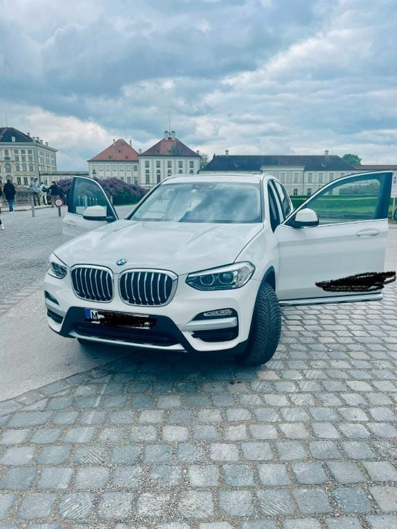 Weiß Gebraucht 2018 BMW X3 Luxury Line SUV | 24.500 € (Superpreis) - Bild 1/4