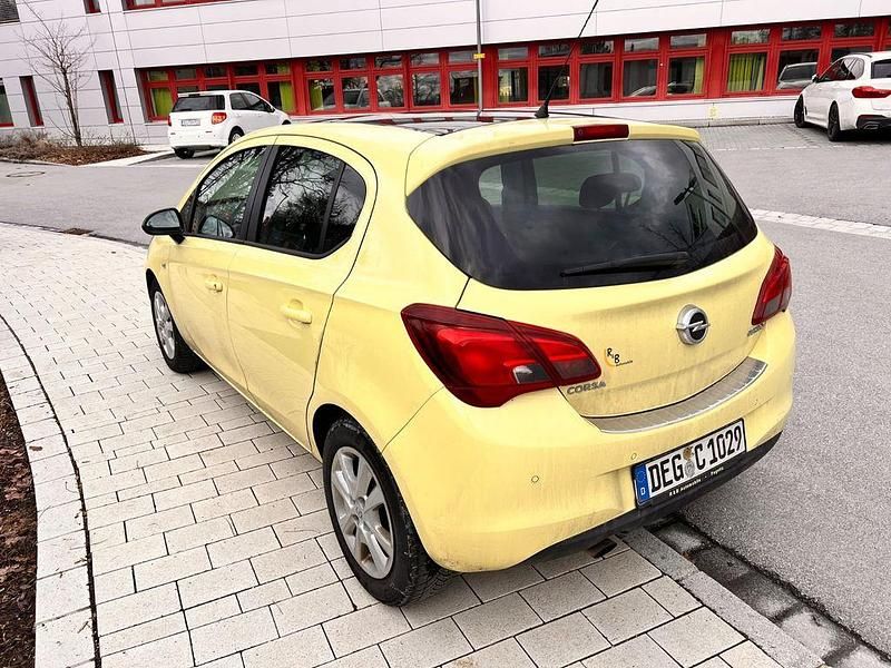 Gebraucht Opel Corsa Innovation 101 PS (74 kW) 2015 Gelb Kleinwagen