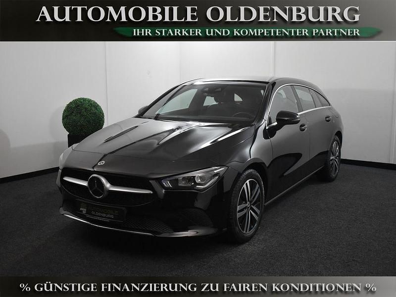 Gebraucht Mercedes CLA200 Progressive 150 PS (110 kW) 2021 Schwarz Limousine
