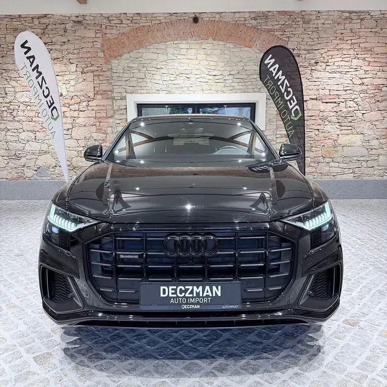 Gebraucht Audi Q8 Sport 286 PS (210 kW) 2023 Schwarz SUV