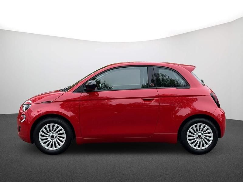Gebraucht Fiat 500e Red 69 kW (95 PS) 2025 Rot Limousine