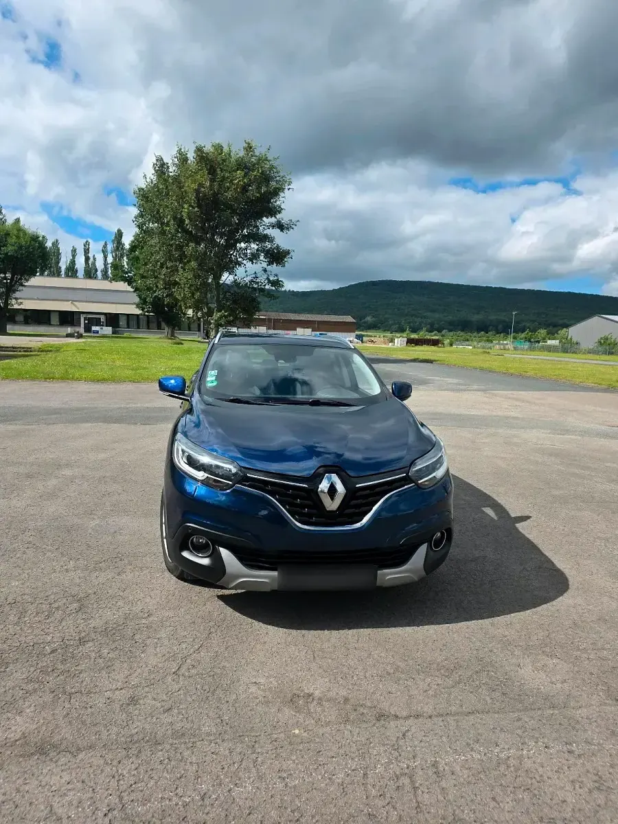 Gebraucht Renault Kadjar 131 PS (96 kW) 2015 Blau SUV