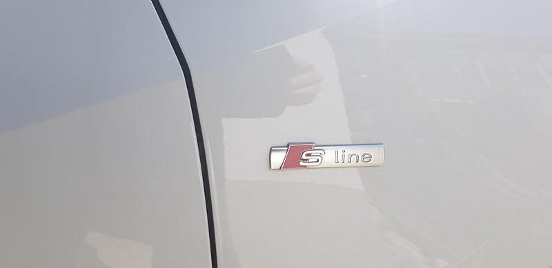 Gebraucht Audi Q2 S-Line 116 PS (85 kW) 2017 Weiß SUV