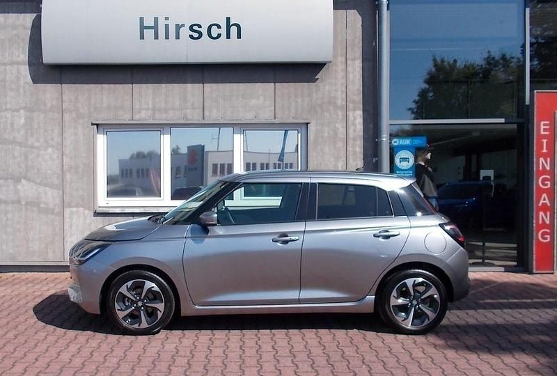 Neu Suzuki Swift Comfort+ 83 PS (61 kW) 2026 Silber Kleinwagen