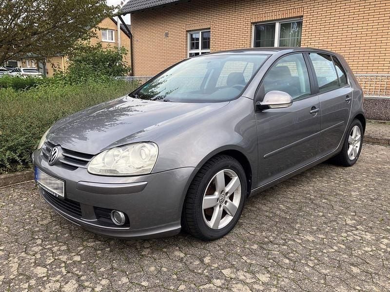 Grau Gebraucht 2007 VW Golf V Sportline Limousine | 4.900 € (Fairer Preis) - Bild 1/4