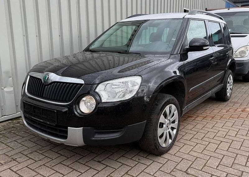 Gebraucht Skoda Yeti Plus Edition 105 PS (77 kW) 2012 Schwarzmagic perleffekt SUV