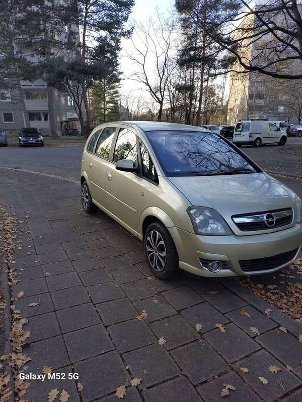 Gebraucht Opel Meriva Edition 105 PS (77 kW) 2009 Van / Kleinbus