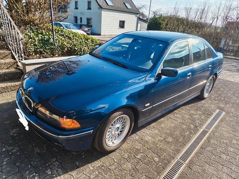 Gebraucht BMW 523 170 PS (125 kW) 2000 Blau Limousine