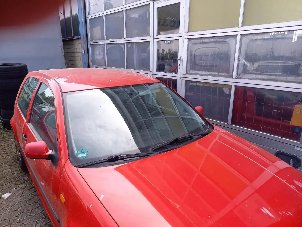 Gebraucht VW Golf IV 75 PS (55 kW) 1998 Rot Kleinwagen