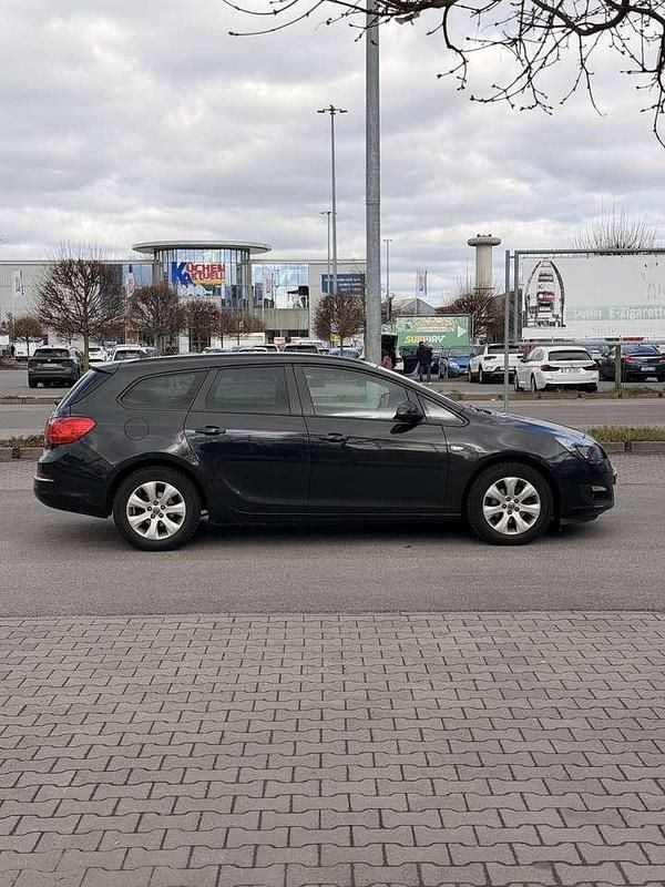 Gebraucht Opel Astra Style 140 PS (102 kW) 2015 Schwarz Kombi
