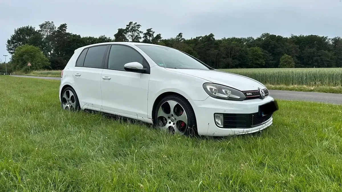 Gebraucht VW Golf VI GTI 211 PS (155 kW) 2009 Weiß Kleinwagen