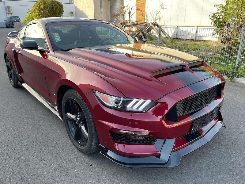 Gebraucht Ford Mustang Basis 317 PS (233 kW) 2017 Rot Coupé