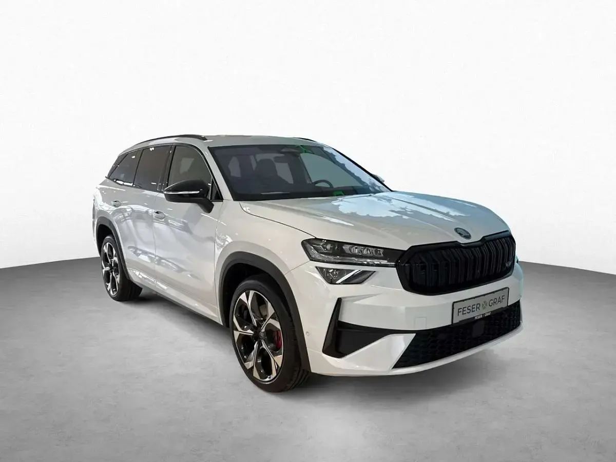 Neu Skoda Kodiaq RS 265 PS (194 kW) 2026 Moon weiss SUV