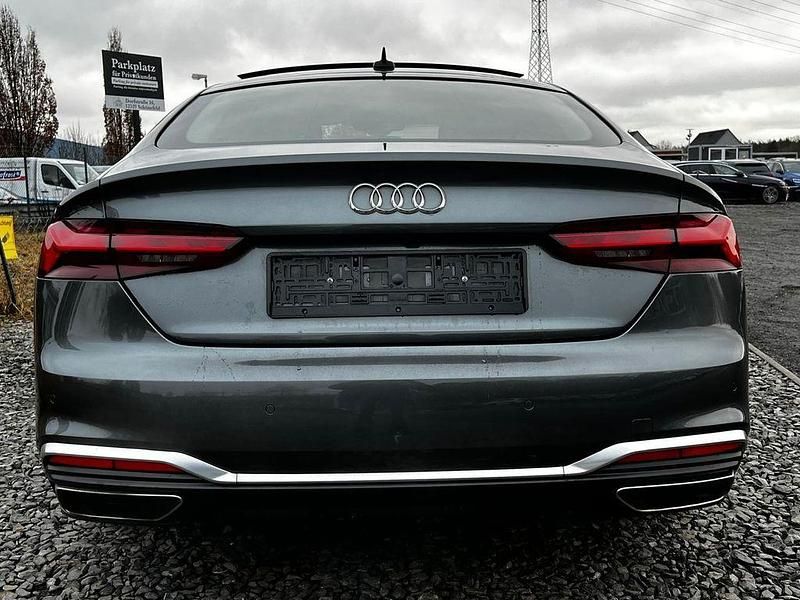 Gebraucht Audi A5 Sportback S-Line 163 PS (119 kW) 2020 Grau Kleinwagen