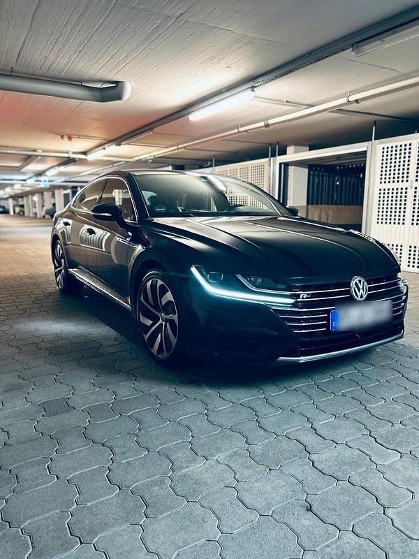 Schwarz Gebraucht 2020 VW Arteon R-line Limousine | 24.900 € (Etwas zu teuer) - Bild 1/4