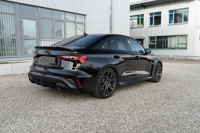 Gebraucht Audi RS3 Sport 400 PS (294 kW) 2025 Schwarz Limousine