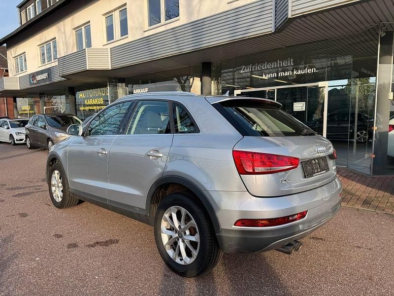 Gebraucht Audi Q3 Design 125 PS (91 kW) 2018 Silber SUV