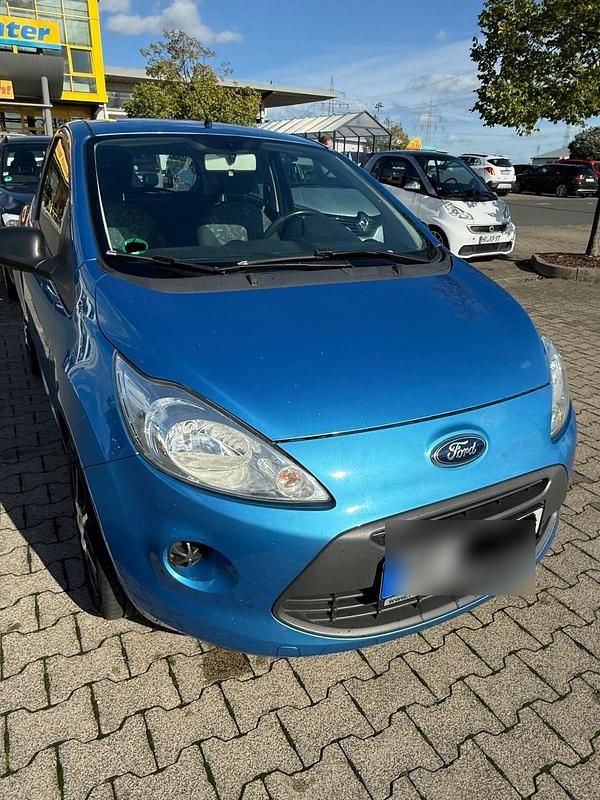 Blau Gebraucht 2015 Ford Ka Kleinwagen | 3.300 € (Fairer Preis) - Bild 1/4