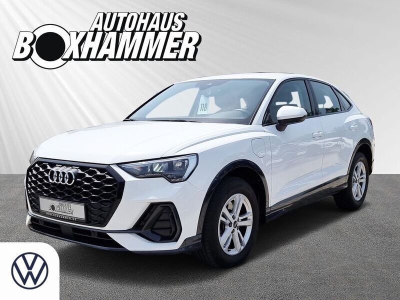 Weiß Gebraucht 2021 Audi Q3 Sportback Ambiente SUV | 30.920 € (Fairer Preis) - Bild 1/4