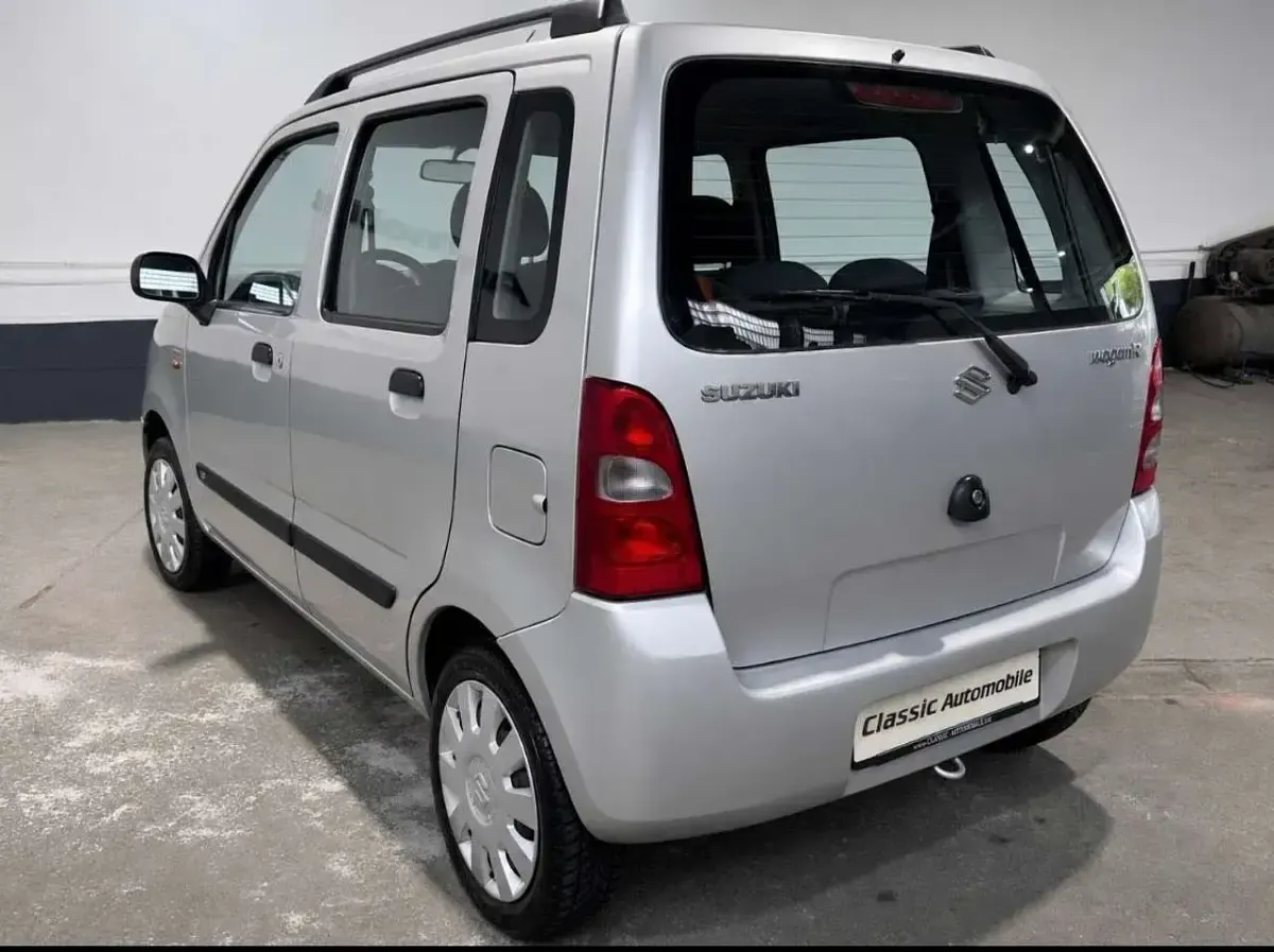 Gebraucht Suzuki Wagon R+ 94 PS (69 kW) 2005 Silber Van / Kleinbus