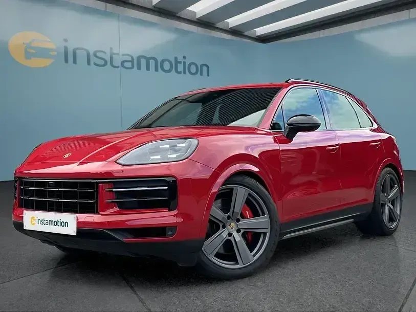 Gebraucht Porsche Cayenne 475 PS (349 kW) 2024 Rot SUV