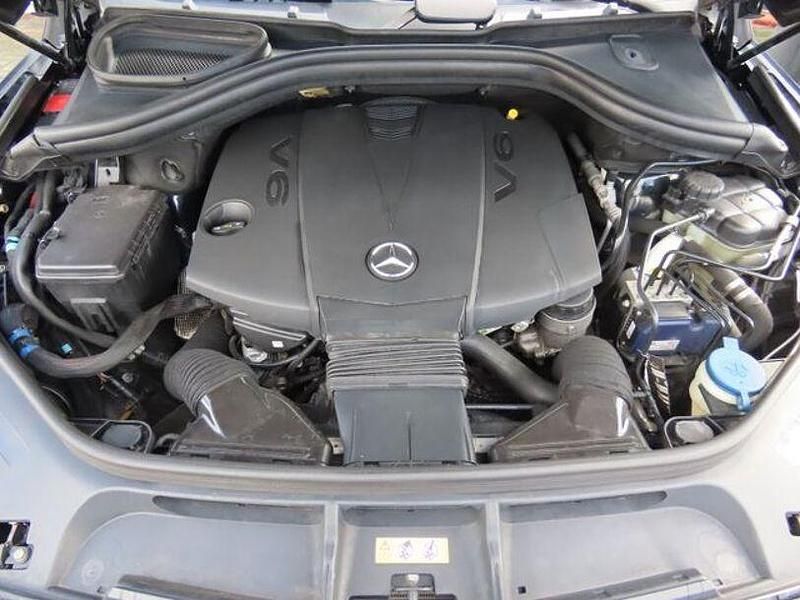 Gebraucht Mercedes ML350 258 PS (189 kW) 2015 Schwarz SUV